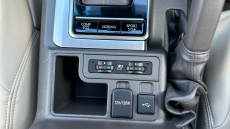 Toyota Land Cruiser 2.8 D-4D 204 Invincible 5dr Auto 7 Seats Diesel Station Wagon